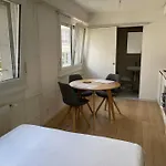 Studio Proche De La Gare ! Lägenhet Lausanne