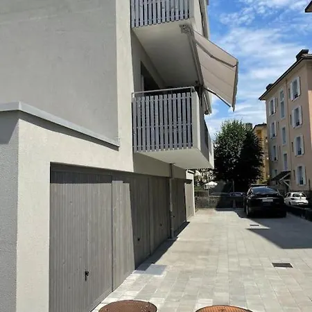 Apartment Studio Proche De La Gare ! *