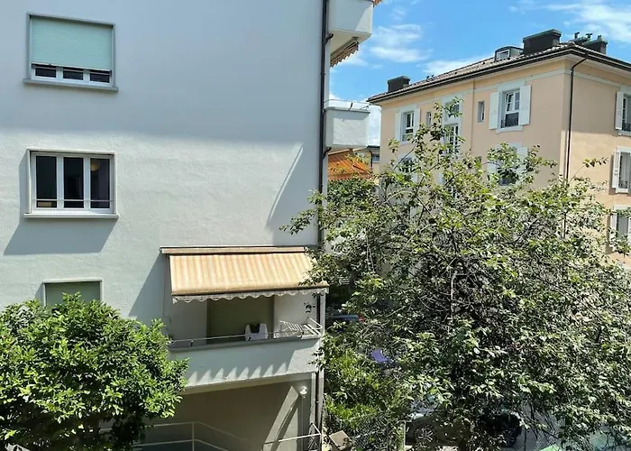 Apartment Studio Proche De La Gare ! *