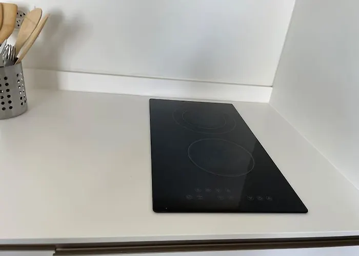 Apartment Studio Proche De La Gare ! *